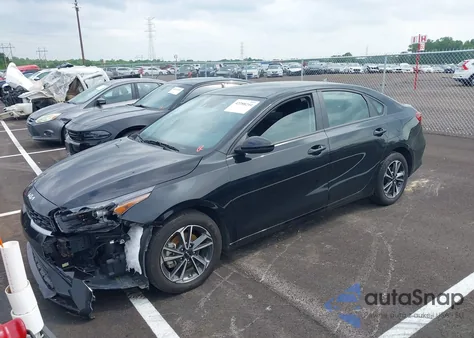 2024 Kia Forte Lxs из США, поврежденный, VIN 3KPF24AD5RE704650